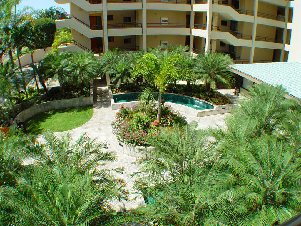 Apartment with Garden View
